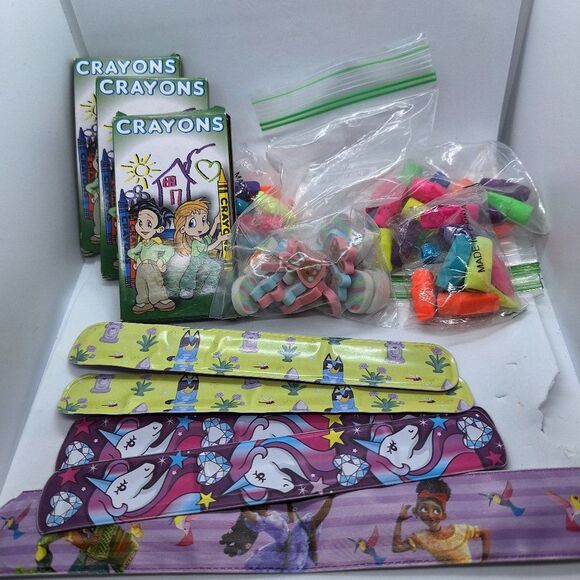 Easter Egg Fillers‎ Basket Stuffers - Crayons Erasers Bracelets - Picture 1 of 5